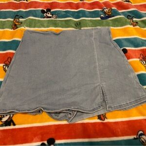 Jean skort size XL (fits like a 12/14 in women’s)